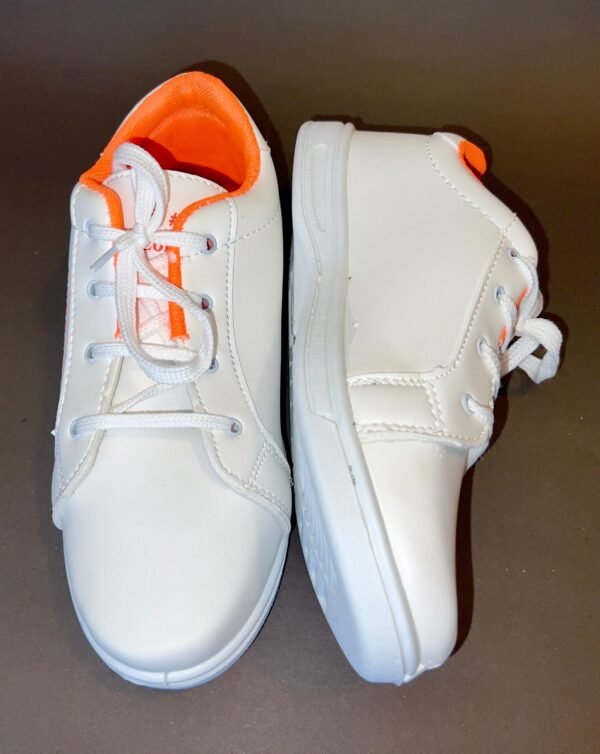 Nike Stylish White Sneakers for Kids - Image 3