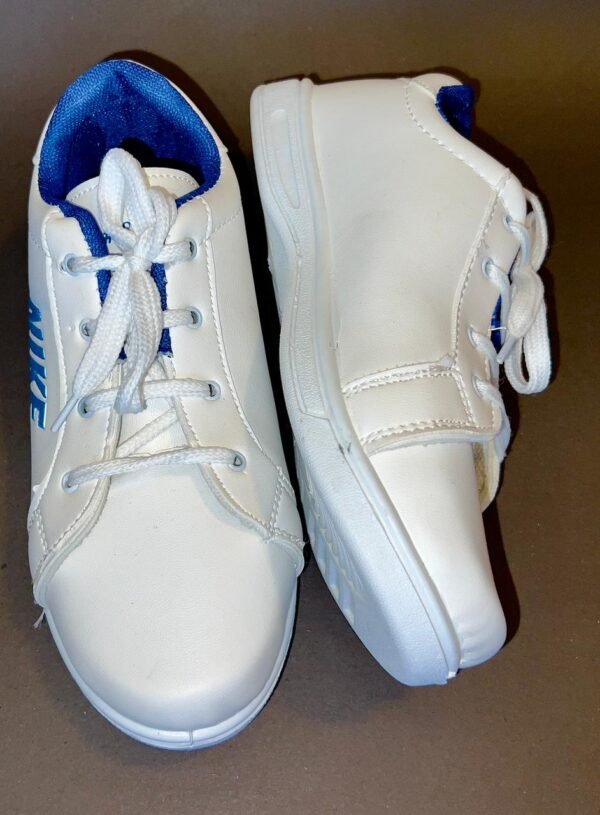 Nike White Sneakers with Blue Accents  ladies - Image 4